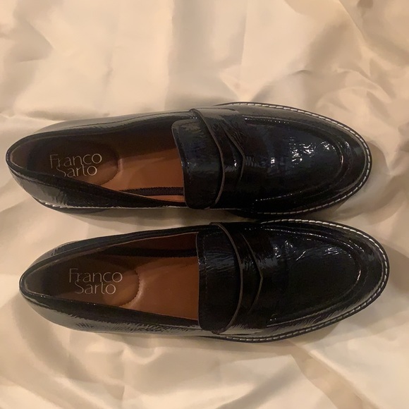 Never worn Franco sarto shoes size 10 . - Picture 2 of 3